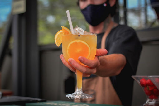 Burger Artesanal com cerveja artesanal. Top!